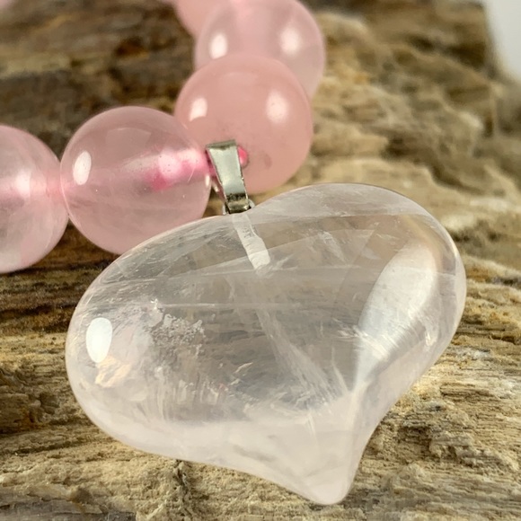 💕Rose Quartz Stretch Bracelet💘 - Picture 3 of 4